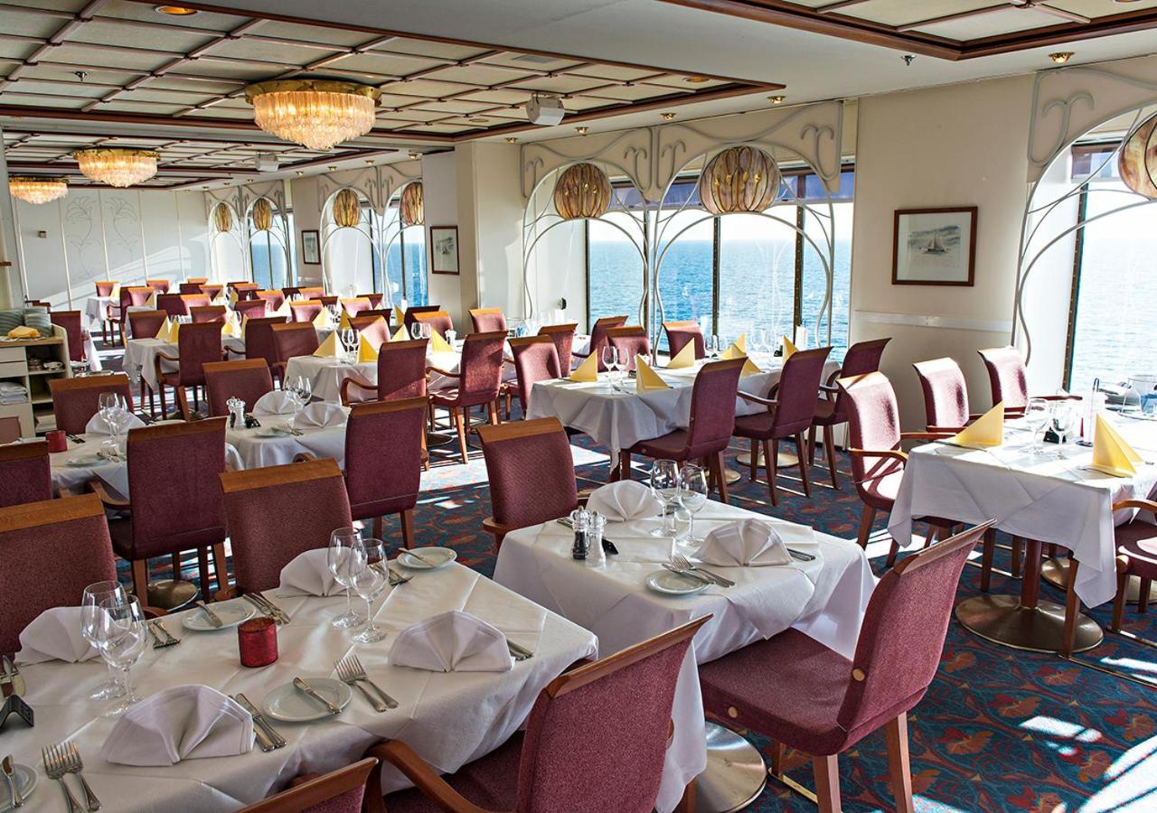 Hotel Viking Line Ferry Viking Cinderella - 2-Night Cruise Stockholm-Helsinki-Ville de Stockholm Extérieur photo