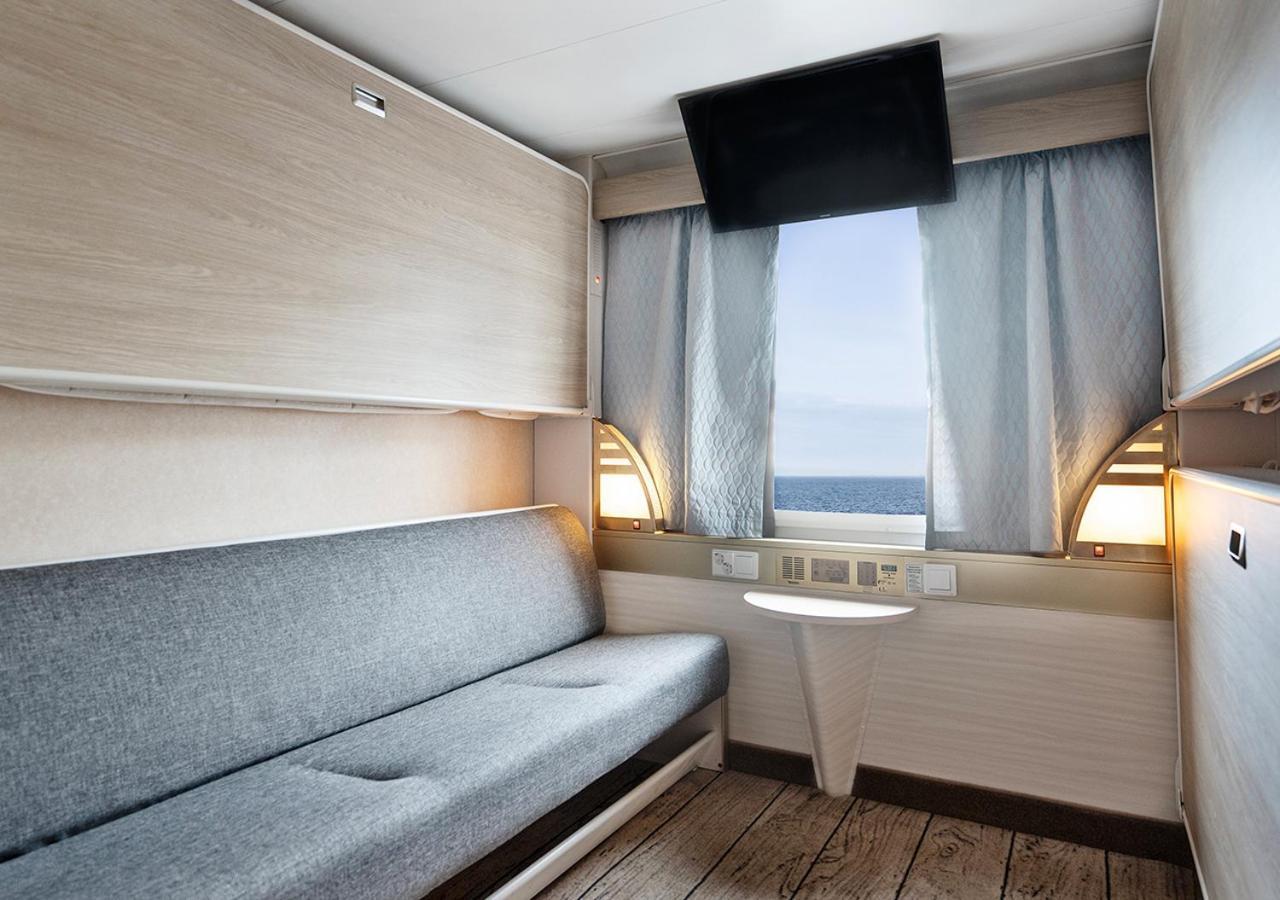 Hotel Viking Line Ferry Viking Cinderella - 2-Night Cruise Stockholm-Helsinki-Ville de Stockholm Chambre photo
