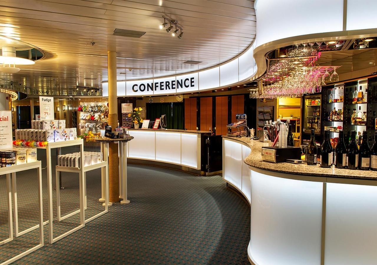 Hotel Viking Line Ferry Viking Cinderella - 2-Night Cruise Stockholm-Helsinki-Ville de Stockholm Extérieur photo