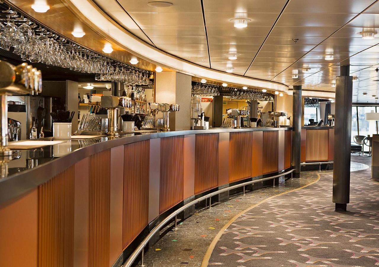 Hotel Viking Line Ferry Viking Cinderella - 2-Night Cruise Stockholm-Helsinki-Ville de Stockholm Extérieur photo