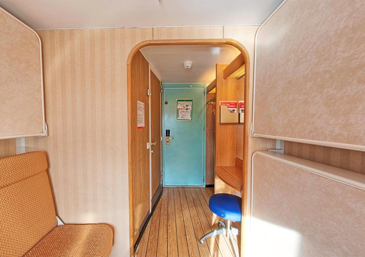 Hotel Viking Line Ferry Viking Cinderella - 2-Night Cruise Stockholm-Helsinki-Ville de Stockholm Chambre photo